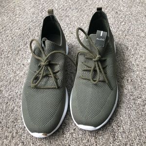 Also size 9 olive green sneakers!